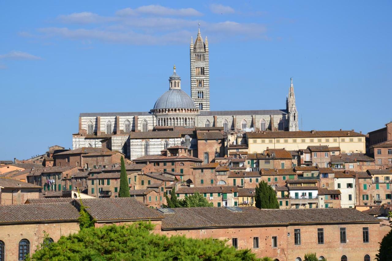 Elegante Luminoso Attico Centralissimo Siena Buitenkant foto